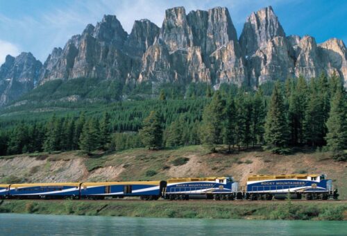 The Ultimate Guide to Luxury Train Journeys Through Scenic Landscapes